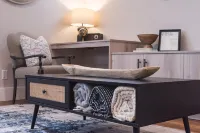 Cozy, Bran New Private fully furnished studio downtown Chilliwack.