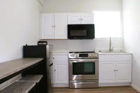 Modern Retreat Near Windrock - Indirect Access to Trails