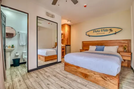 New Center of Jaco 1bd/1ba Luxe Private Apt w/AC