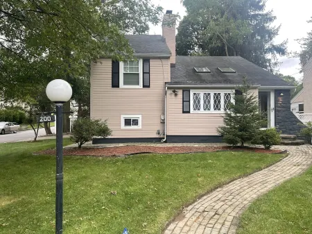 New Jersey home, close to NY City Fun!