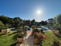Spectacular Villa. Special Members Prices for 2026. Inc Pool & Hot Tub Heating. Hotels in Budens