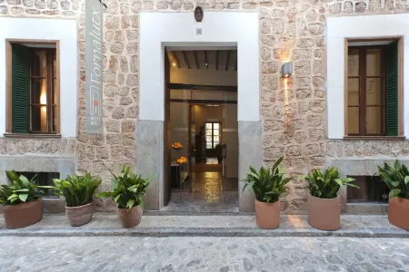 Fornalutx Petit Hotel - Bed & Breakfast Отели в г. Форналуч