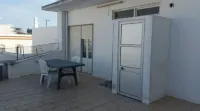 100 m2 apartment in Olhão, central, for rent.