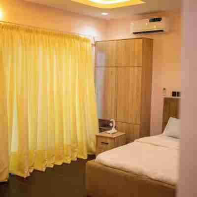 Pyramid Halal Apartments Rooms