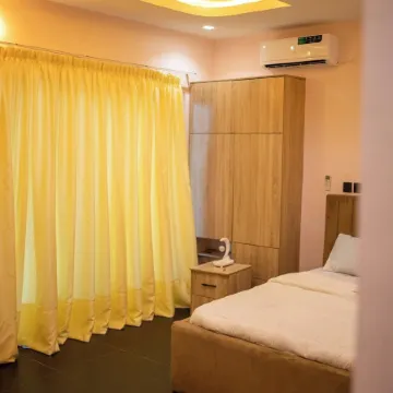 Pyramid Halal Apartments