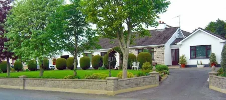 Fortview House Отели в г. Cootehill