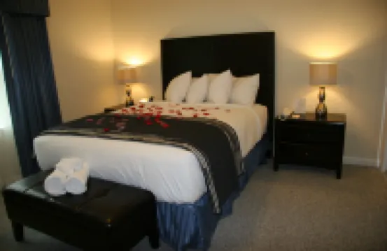 波克諾之村旅館