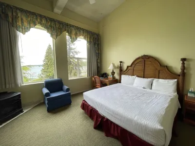 Old Alcohol Plant Hotels in Port Townsend