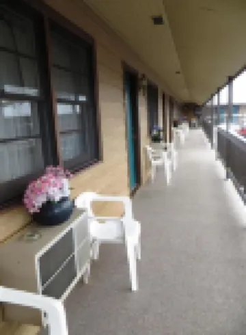 ชีฟ โมเต็ล