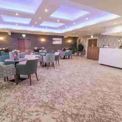 Luxury Lodge 69 Dining/Meeting Rooms