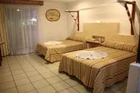 Hotel Palapa Palace Inn - Pet friendly