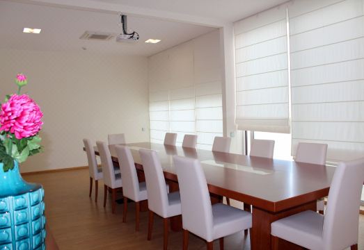 Hotel Avant AeropuertoOver view