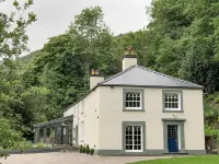 Cwmalis Hall Hotels in 