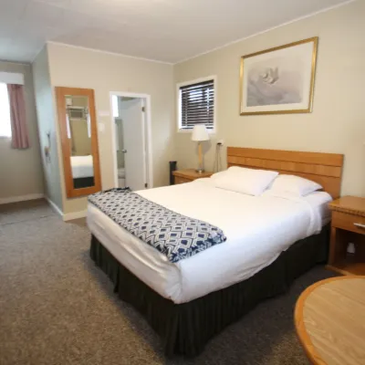 Harrison Spa Motel Hotels near BC Sportfishing Group