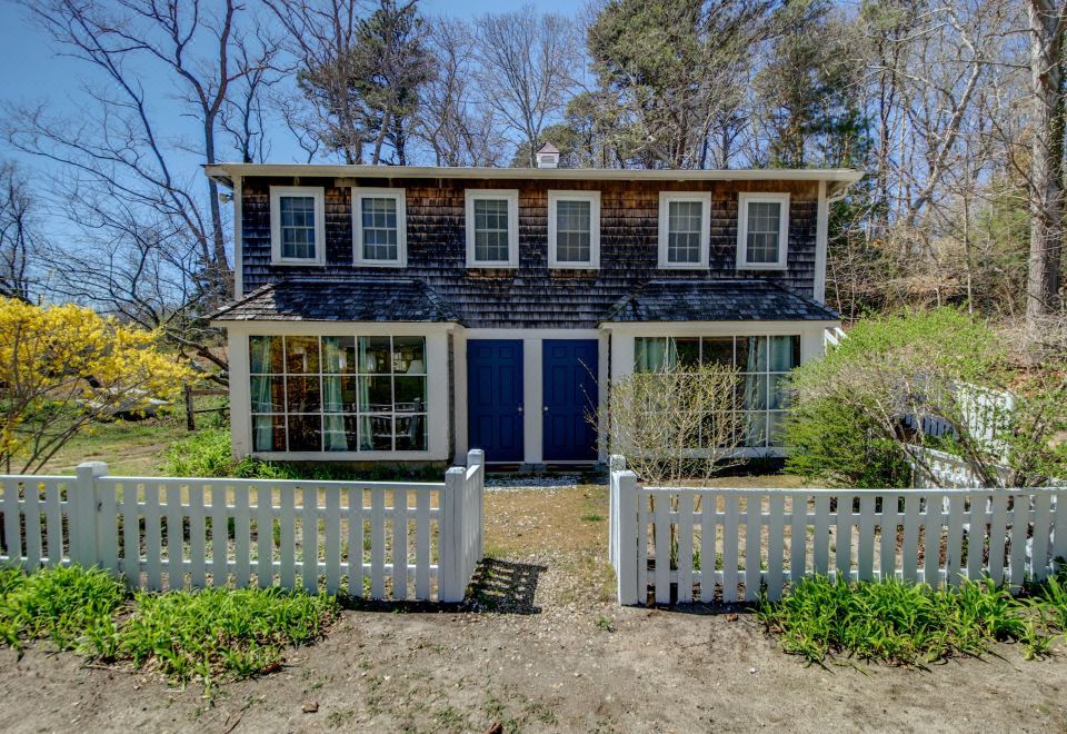 코퍼 스완 야외 라운지