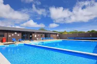 Oakwood 2 @ Pinewood Retreat Hotels in Combpyne Rousdon