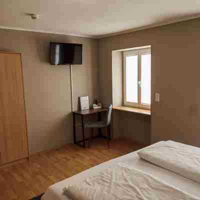 Eifelhotel Im Fronhof Rooms