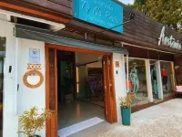 Tô na Praia Juquehy Pousada Hotels in Juquei