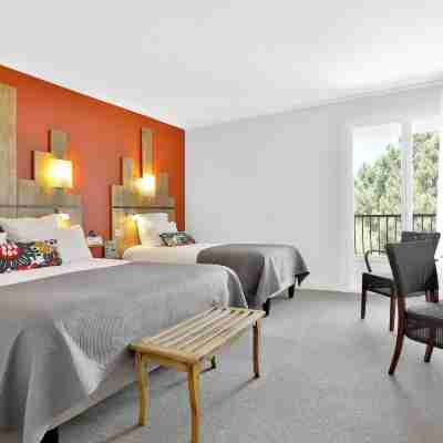 Logis Hôtel le Tropicana Rooms
