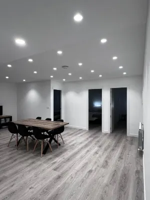 Hostal Mónaco โรงแรมใน