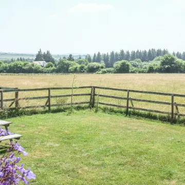 View the Gallery Отели в г. Окхемптон