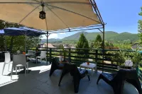 Logis Hôtel Restaurant le Castel Fleuri Hotel di Vassieux-en-Vercors