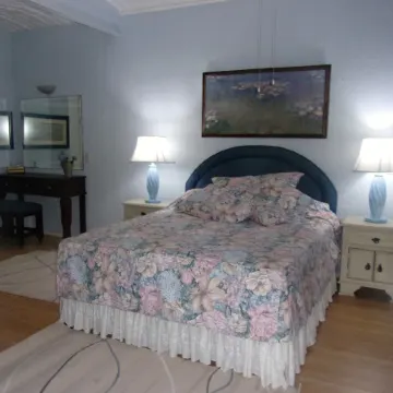 Casita Montana Hotel and Suites