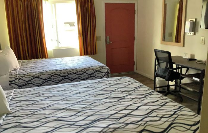 National 9 Motel