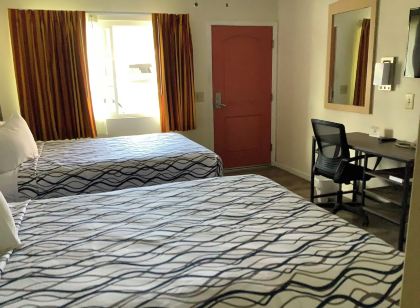 National 9 Motel