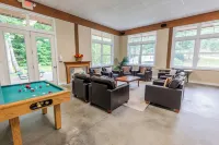 Nordic Village Condominium Resort Hotels in Bartlett