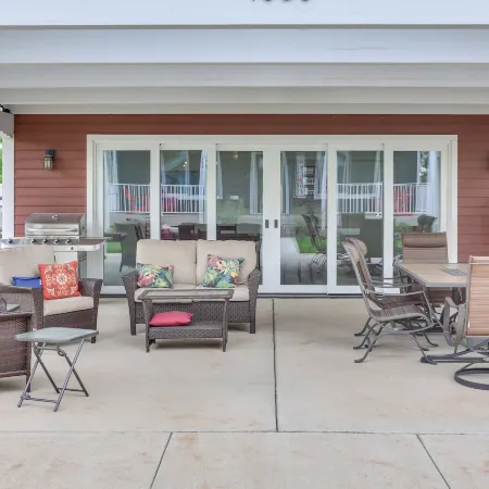 Spacious, Rustic Spearfish Home Walk to Downtown!