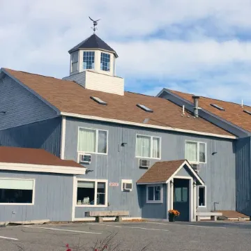 Eagle's Lodge Motel