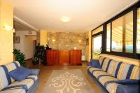 Colle Degli Olivi Snc