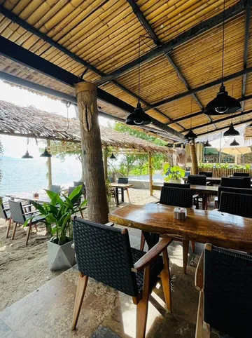 รูปภาพของแอ็บโซลูท บีชฟร้อนท์ รีสอร์ต