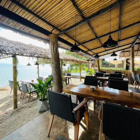 Absolute Beachfront Resort