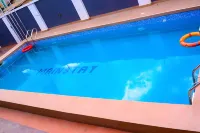 Mainstay Luxury Apartments