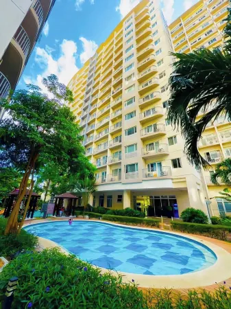 Paradise Staycation at South