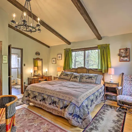 Walk to Town: Updated Frisco Cabin w/ 2 Decks!