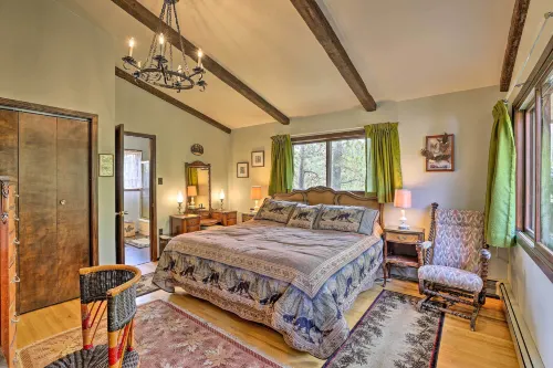 Walk to Town: Updated Frisco Cabin w/ 2 Decks! - balcón
