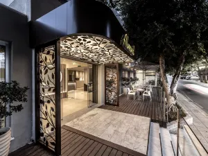 Almond Business Hotel