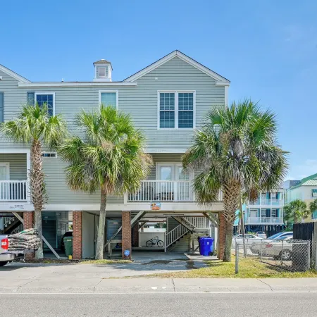 Walk to Ocean & Pier: Surfside Beach House w/ Pool