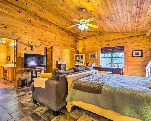 Pet-Friendly Cabot Cabin w/ Fenced Yard! Hotels in Cabot