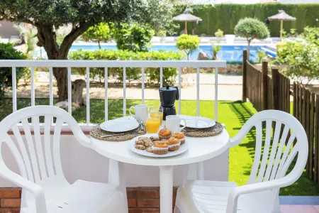 Rvapartaments Escala Brava Отели рядом с достопримечательностью «Alfolí Museu de L'Escala»