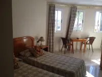 Motel Paris Dakar Hotels in Al Aaroui