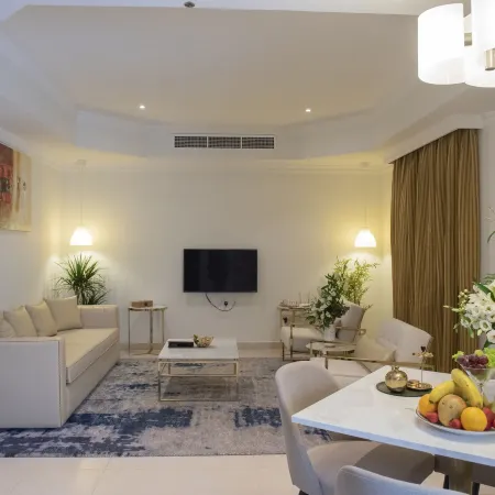 Corp Executive Hotel Doha Suites
