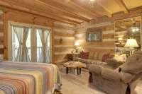 3 Mi to Nat’l Park: Townsend Apt on Little River! - 3-Star
