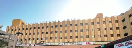 Grand Astoria Hotel
