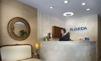 Plaza Florida Suites