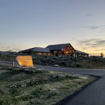 Canyon Country Lodge Отели в г. Эскалант