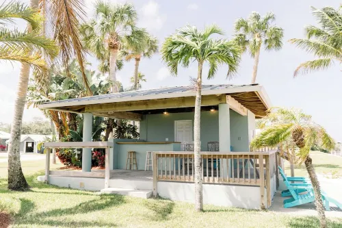 2 Bedroom 3 Bathrooms with Private Dock & Outdoor Cabana Directly on the River